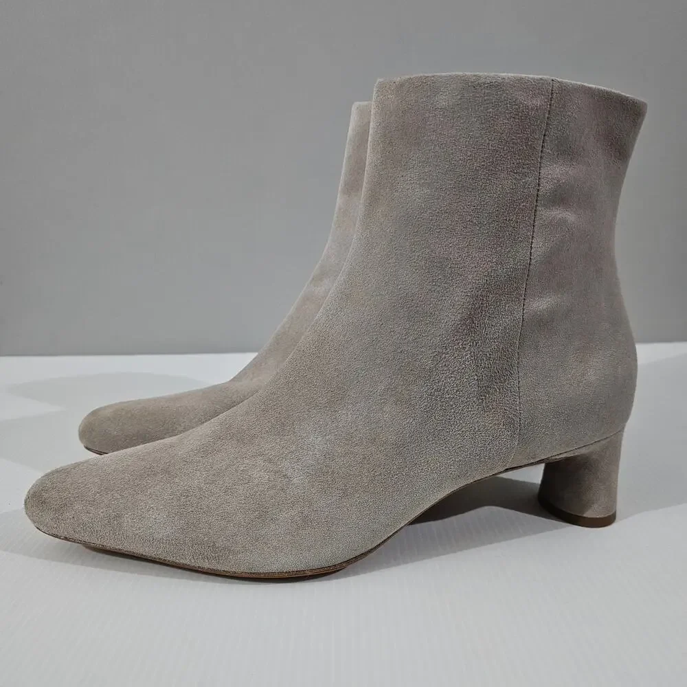 Vince Hilda Ankle Boot Womens 11 Grey Suede Kitten Heel Minimalist Designer